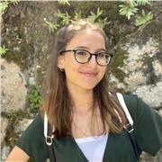 Soy Anna, tengo 17 años y me considero una buena persona, amable y paciente. Me gusta mucho ayudar y aprender.